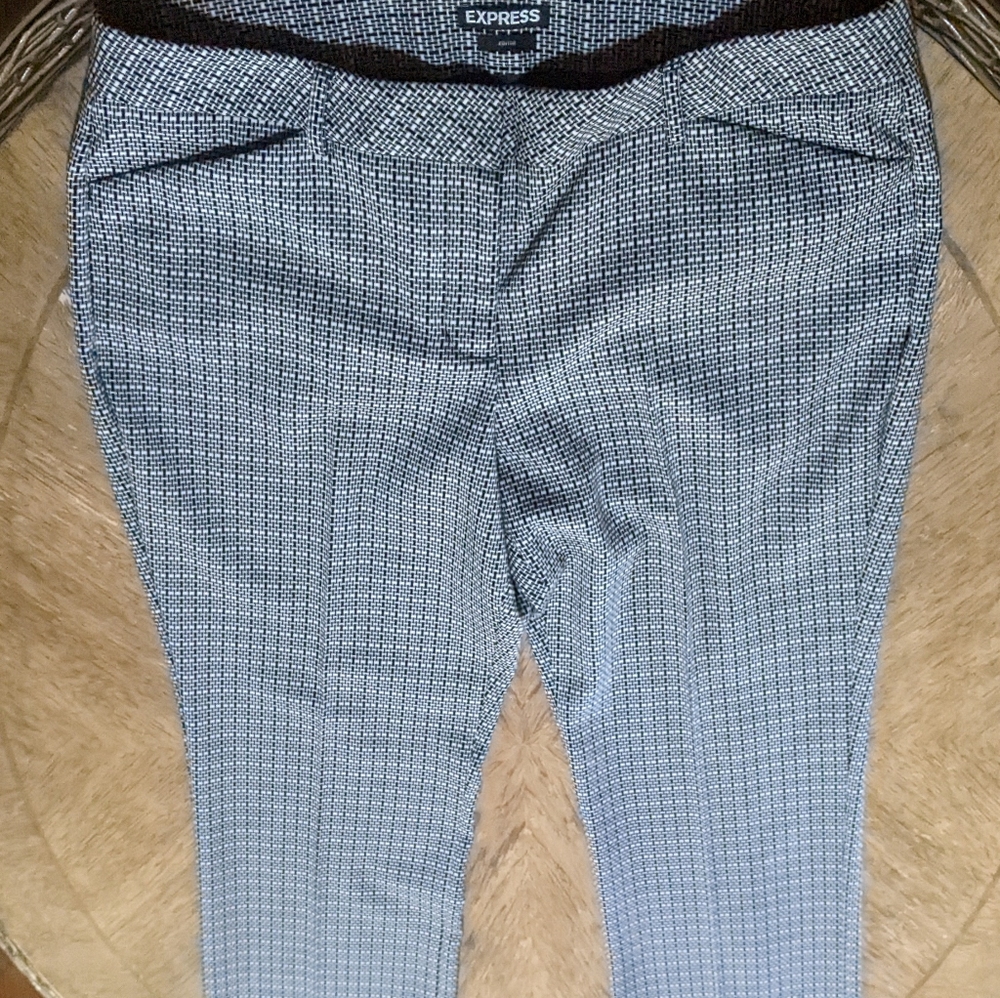 Women's Trouser - Picture 5 of 5